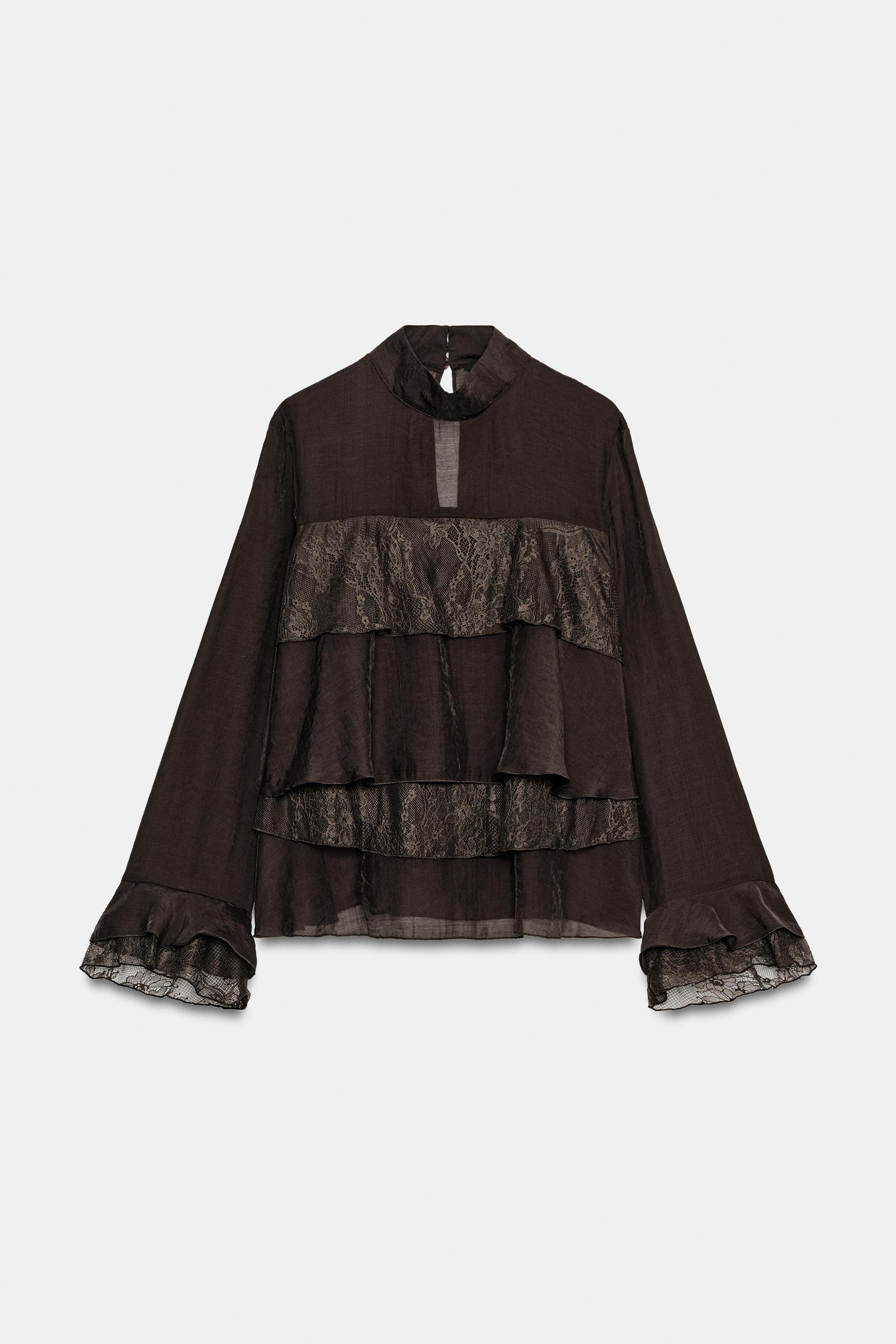 CHEMISE À VOLANTS ET EN DENTELLE